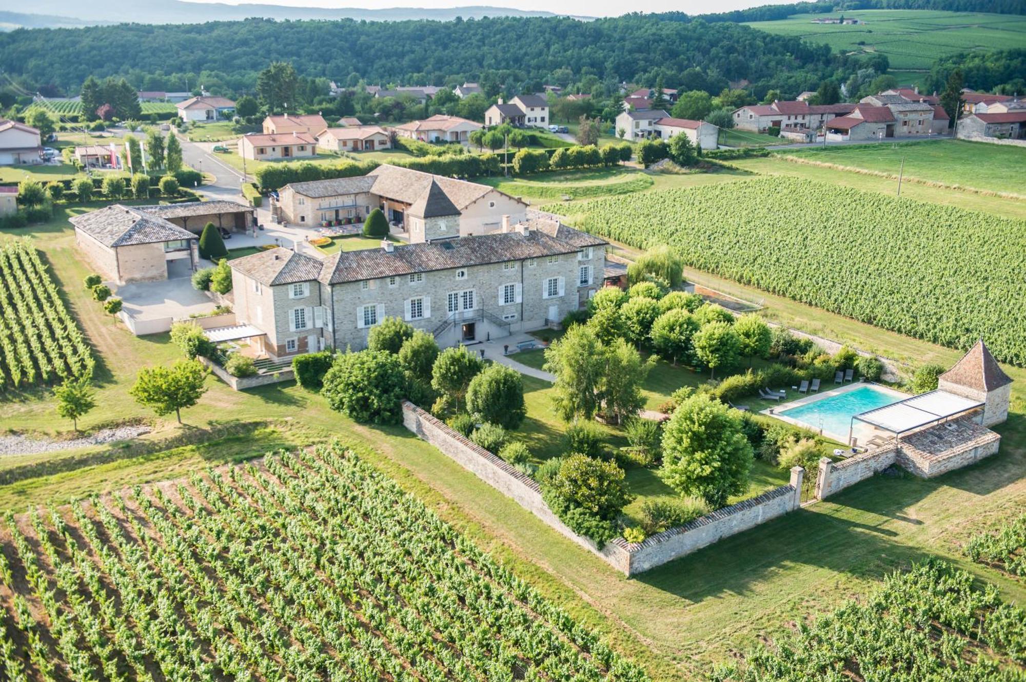 Hotel-Restaurant Le Chateau De Besseuil, Macon Nord - Teritoria Clesse  Екстер'єр фото