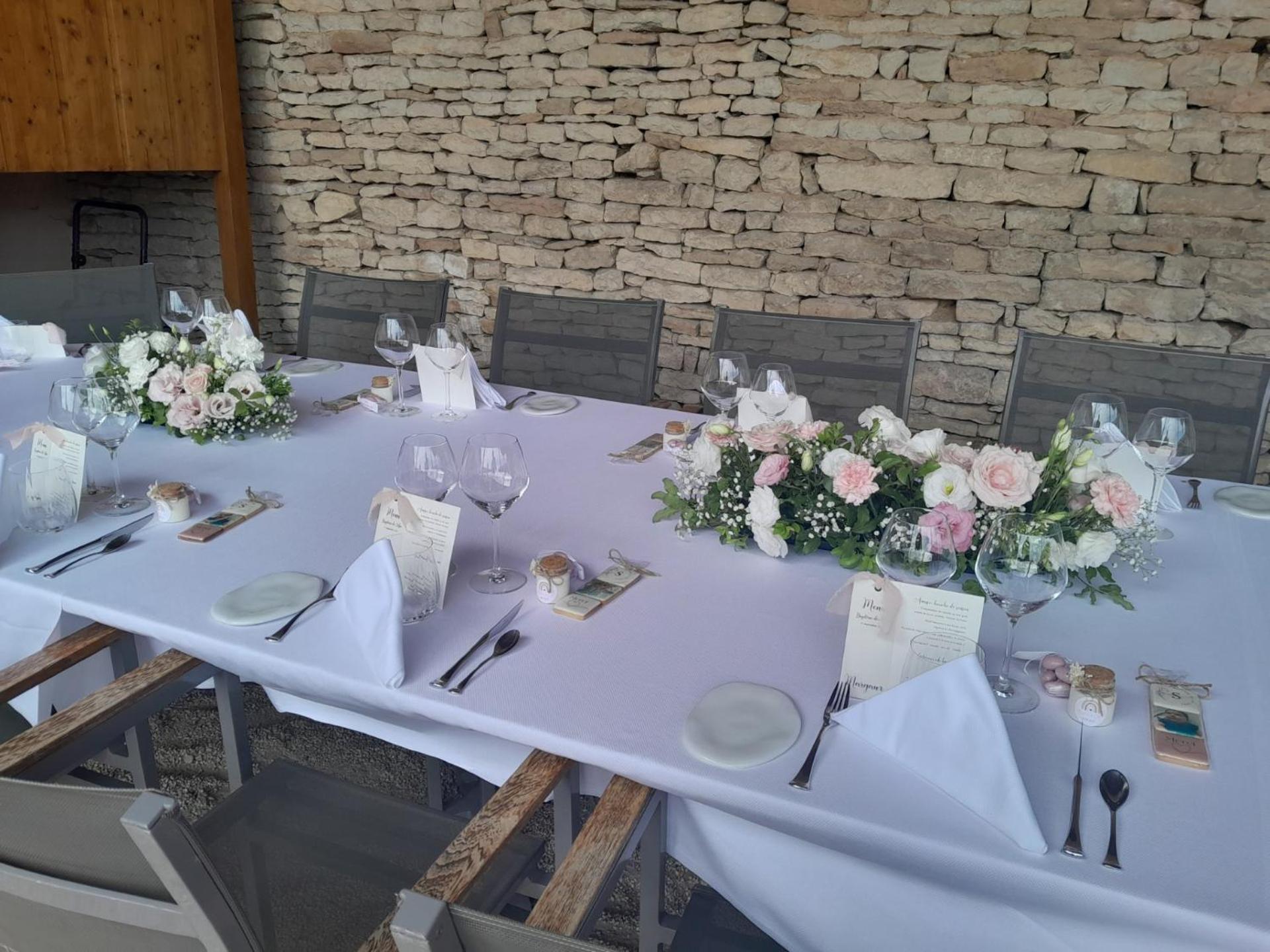 Hotel-Restaurant Le Chateau De Besseuil, Macon Nord - Teritoria Clesse  Екстер'єр фото